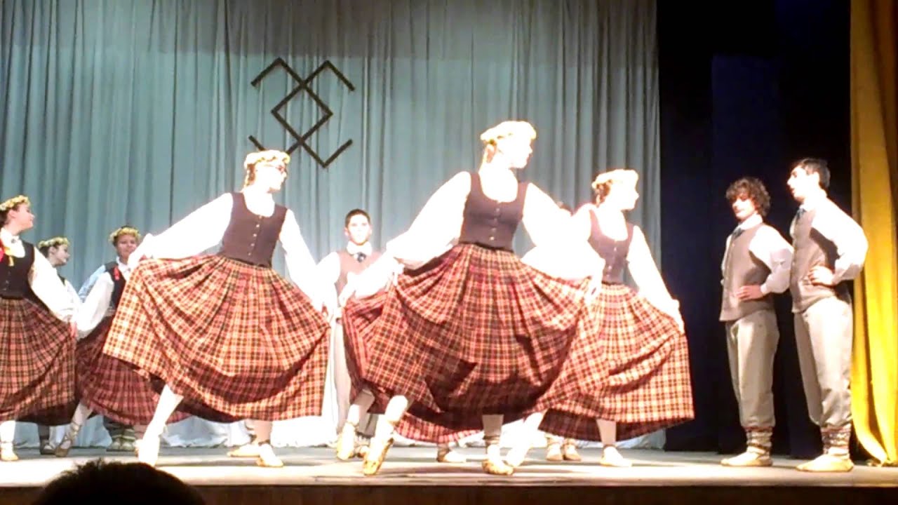 Purenīte - Man košas lentas, man košas bantes