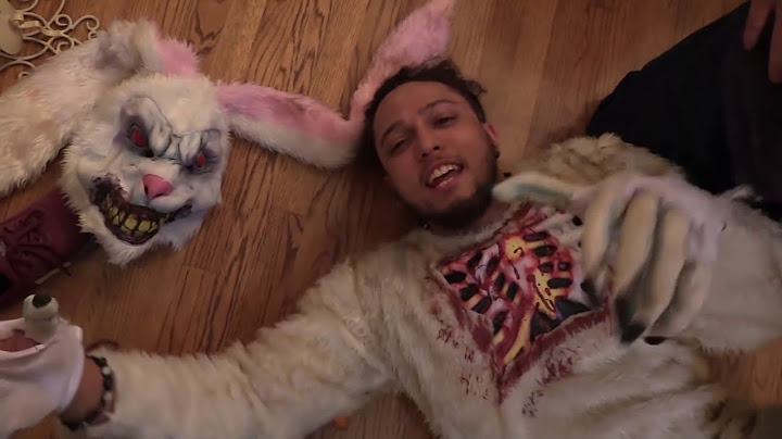 Scaring People With Creepy BUNNY Costume (PRANK)