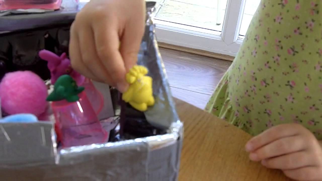 The Alien Time Travel Machine - YouTube