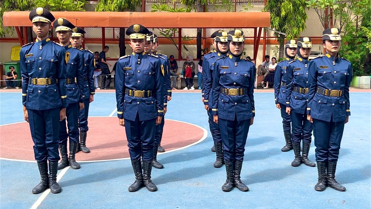 KOTA GHOIB SARANJANA?! Penampilan Paskibra SMKN 53 Jakarta | LKBB Baskompas 2025