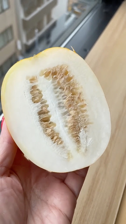 The difference between cucumber in Japan and cucumber in Indonesia #food #japan #foodhacks