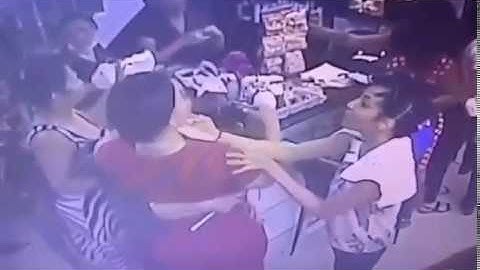 VIDEO DEL PLEITO DE ANA CAROLINA Y NANCY MEDRANO      09/05/2019