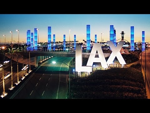 Video: Pse aeroporti lax quhet LAX?