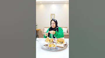 ضاع عمرنا وإحنا بنفتح الكاتشب غلط 