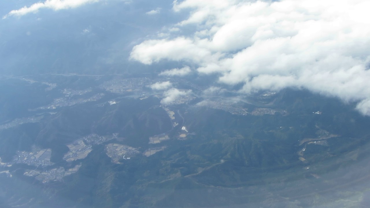 松山空港から中部国際空港への空路 紀伊半島上空 Youtube