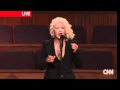 Capture de la vidéo Christina Aguilera At Etta James Funeral