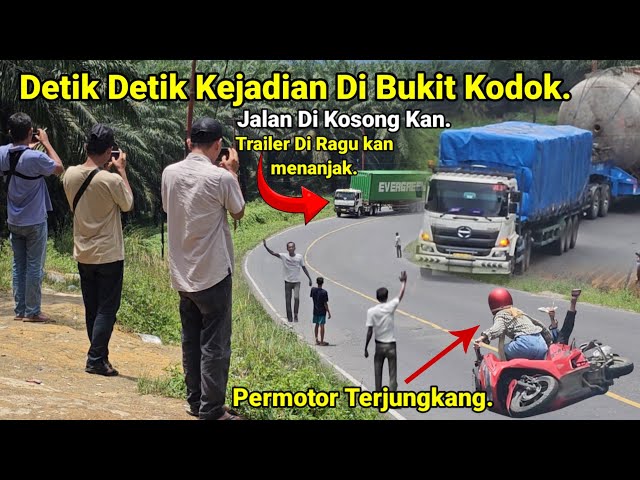 Detik Detik Kejadian Di Bukit Kodok.Truk Trailer Di Ragu Kan Menanjak Ambil Jalur Kanan,Insiden Truk class=