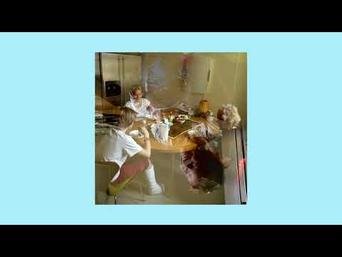 Watch J. Karjalainen - Uuteen satamaan (Audiovideo) on YouTube