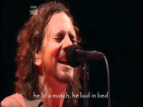 Pearl jam - Sad Lyrics | Reading Festival 06