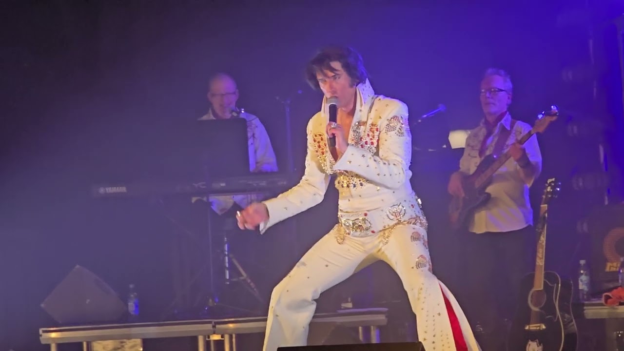 Suspicious mind - Elvis on my mind - Brian Troy - gribskov kultursal🇩🇰 - dec 25