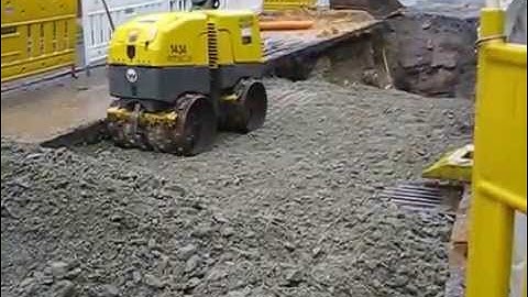 TopMachines 0008 Wacker RTSC2 Remote Controlled Trench Roller