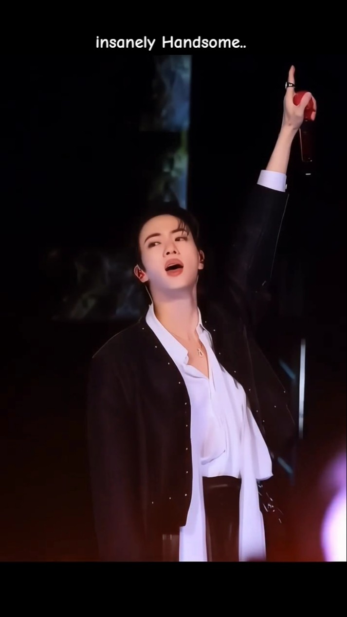 He's insanely Hot and fine 😩💗🔥#bts #jin #shorts #btscomeback