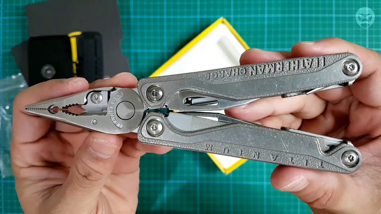 Leatherman Charge Plus TTI Unboxing | How to attach pocket clip 