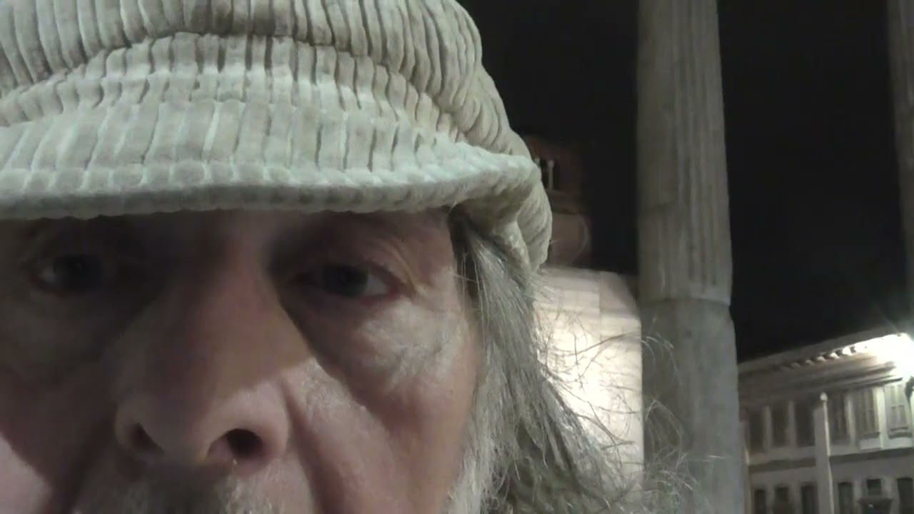 Video Dell' Allevamento Bulldog Inglesi Snow Angel Bulldogs Milano Lombardia Italia UE