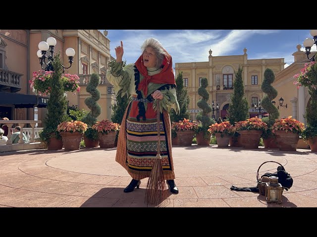 La Befana, Italy, EPCOT, meeko_