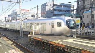 西武001系Laview試運転電車田無駅通過