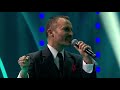 Impresionante: Miguel Bosé deja perplejo al jurado con su caracterización