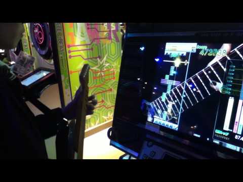 20130427 GITADORA play by PC (Two Hurt by DELUHI)