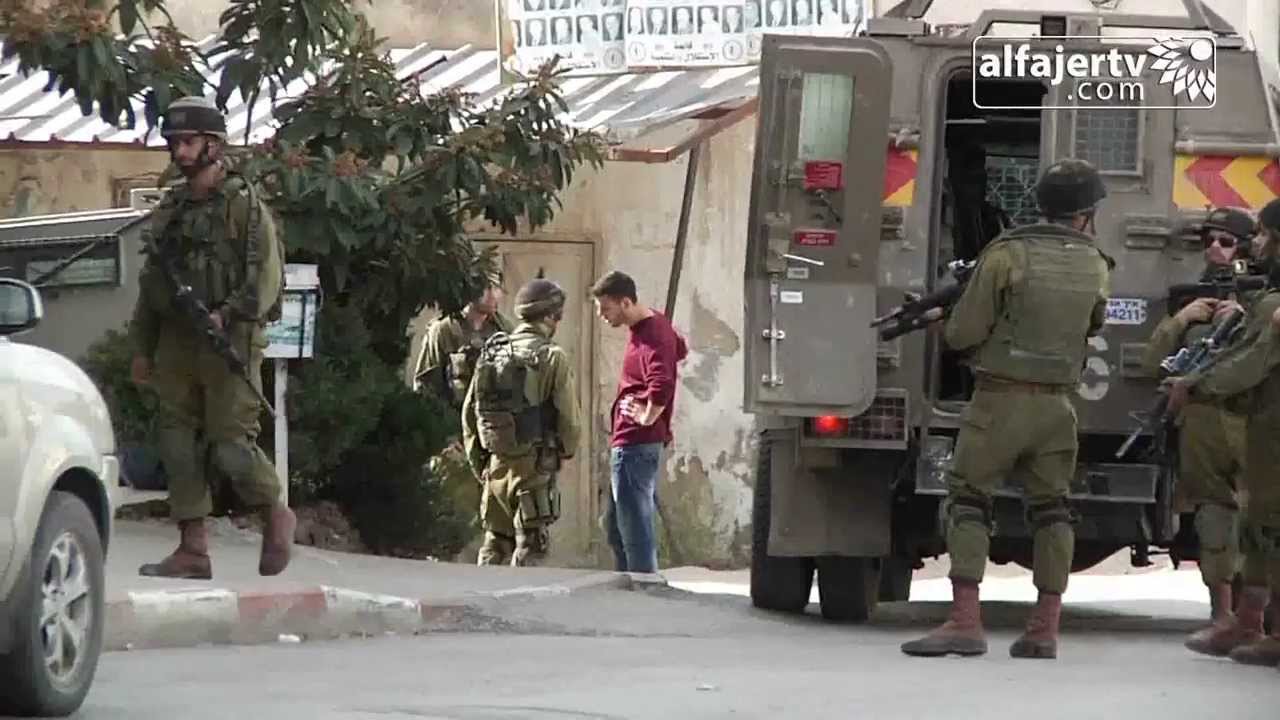 إصابات بالاختناق خلال مواجهات مع جنود الاحتلال في طولكرم