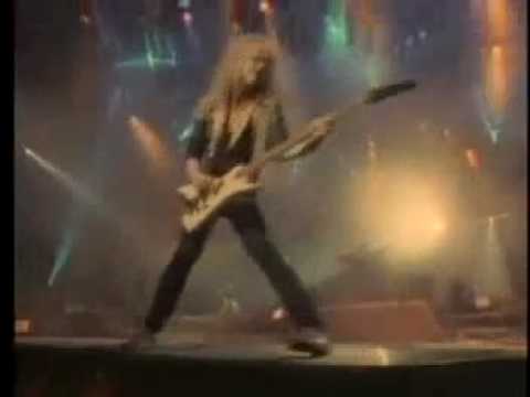 Def leppard  - Stagefright (live in the stage 1988)