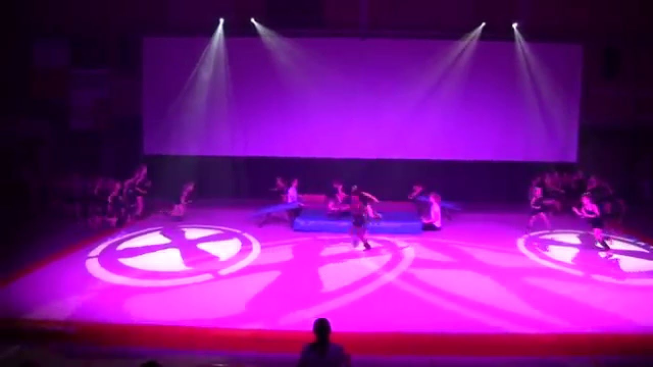 Turnshow 2015, Deel 2 - 05: Meisjes