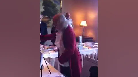 Mark Skousen dressed as Benjamin Franklin