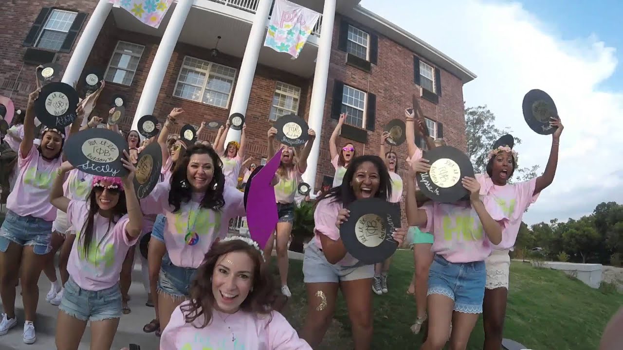 Texas State University Gamma Phi Beta Fall Bid Day 2015 - YouTube