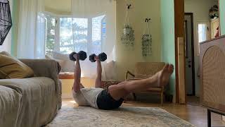 Strength training for runners: Dual dumbbell flutter kicks