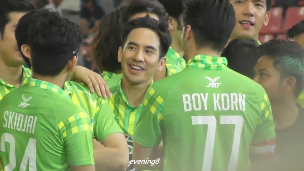 02-03-62 Fancam พี่โป๊ปช่วงรับถ้วยรางวัล @49ปีช่อง3งานวัดคาร์นิว้าว