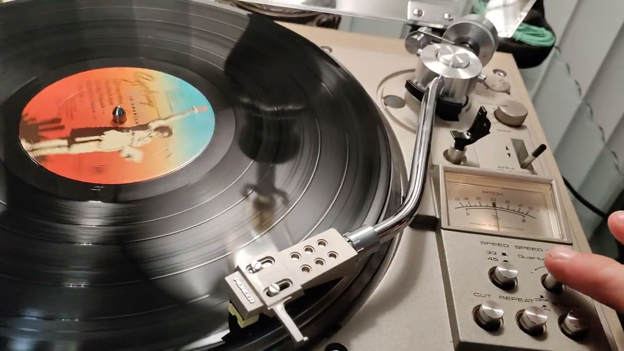 Pioneer PL-560 Turntable. Horiatis76.com - YouTube