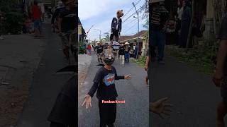 Download Lagu Tikus berdasi MP3 Download Lagu Tikus berdasi MP3