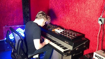 Fender Rhodes Ethereal Pads with Line 6 M13 Pedal