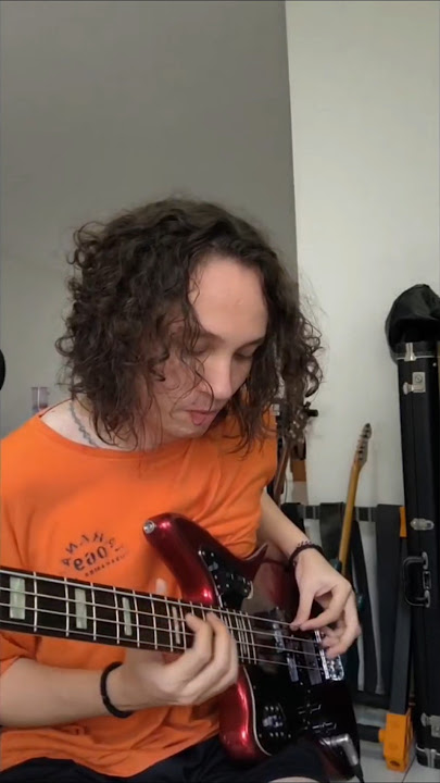 Dewa 19 - Sedang Ingin Bercinta  (Boyi Tondo Bass Solo) IG @boyi.tondo #sedanginginbercinta #dewa19