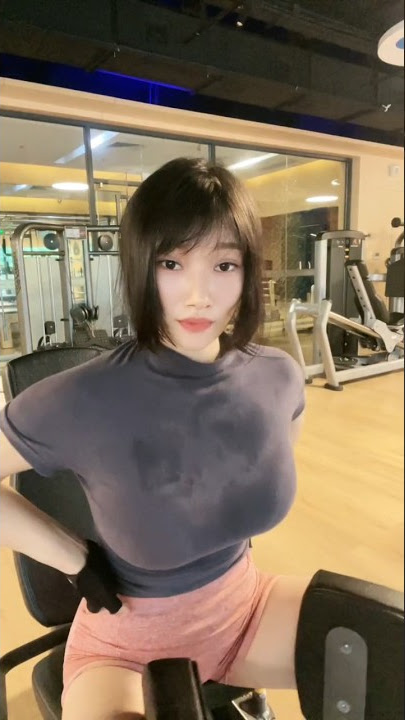 Mamah Pagi Pagi Olahraga Sambil Ngangkang🥵💋💦  #fypシ #tiktok #shorts #bigbang #bigbank #fyp