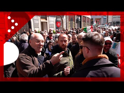 Milano, corteo 25 aprile manifestanti di opposto segno vengono quasi alle mani