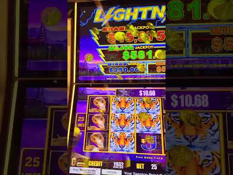 Gambling on the Royal Caribbean Harmony of the Seas | Slot Machine Madness