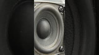 JBL Xtreme Bass Test