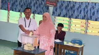 PRK: Suhaizan mengundi di SK Seri Melati