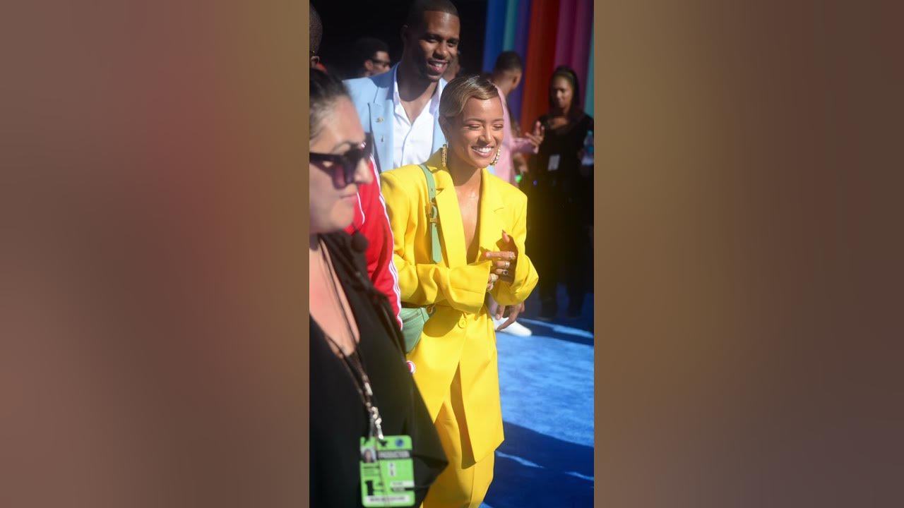 Does Chris Brown still love? Karrueche Tran