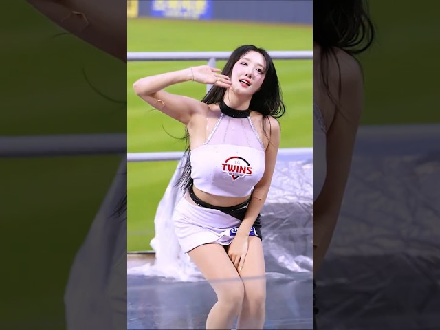 ❤️‍????우리 같이 홀려볼까요????????"블랙홀" IVE(아이브) 1☔️서여진 Seo Yeojin 치어리더 직캠 fancam