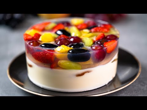 Video: Lambada Cake With Fruit And Berry Jelly
