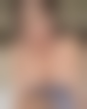 Trending Braless Tiktok / actress/ pong