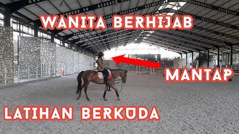 Begini Kalau Wanita Berkuda || Trial Riding || Bagus Banget Indoornya