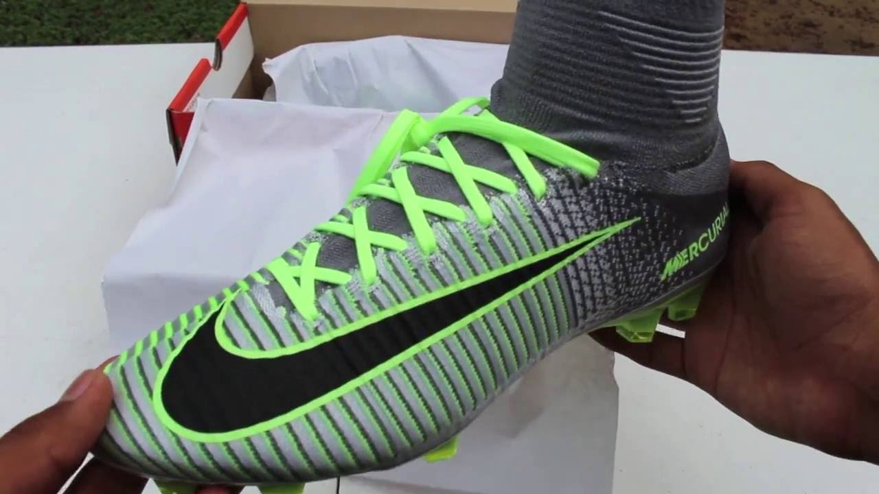 Nike Mercurial Superfly 5 CR7 Vitorias Review Soccer