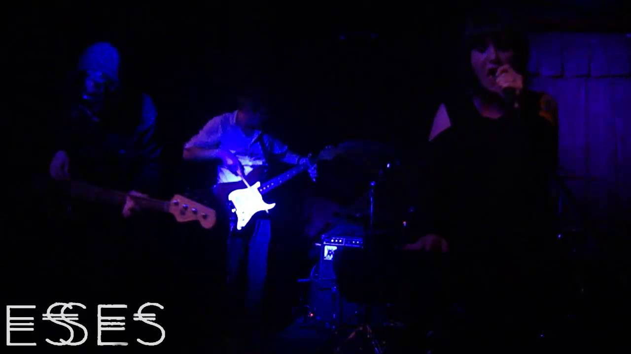 Tonton ESSES - LIVE IN SAN FRANCISCO di YouTube Tonton ESSES - LIVE IN SAN FRANCISCO di YouTube