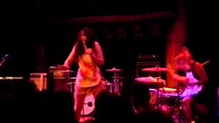 Le Butcherettes &quot;Dress Off&quot; - Great American Music Hall 8/12/14