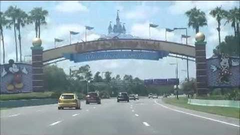 Beauty and the Vlog: Check in and the First Week!