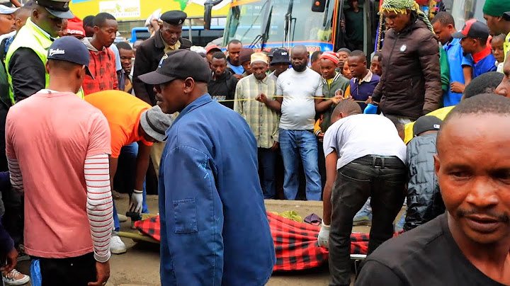 TAHARUKI: MTU AANGUKA GHAFLA STAND YA ARUSHA NA KUFARIKI, "WATU WADAI ALITUMIA MADAWA"