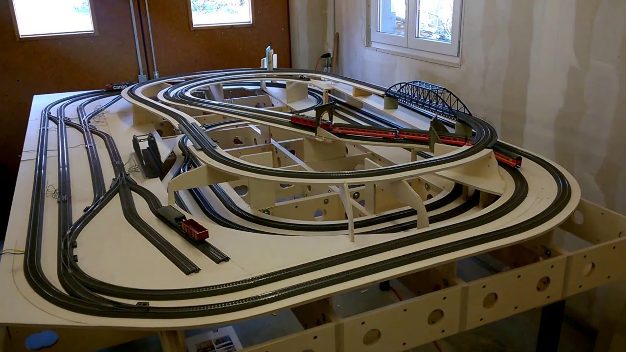 Märklin H0 Modelleisenbahn für Fahrbetrieb YouTube