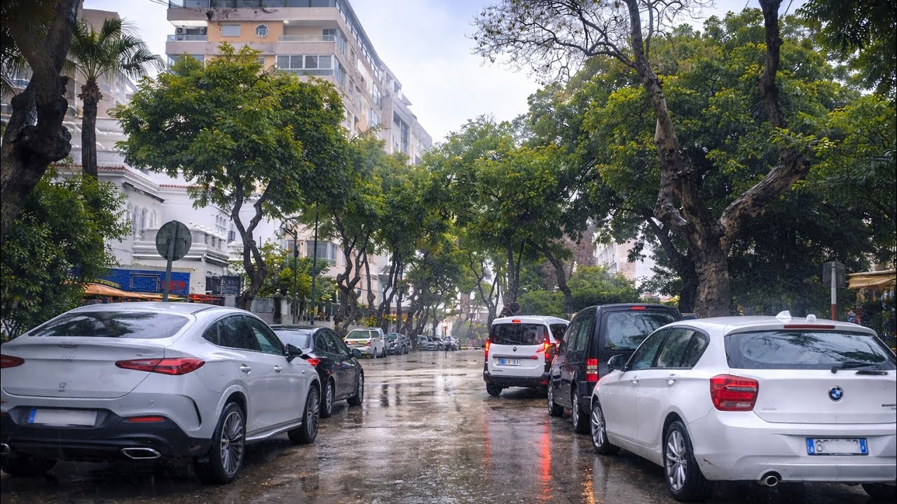 جولة في مدينة طنجة تحت أمطار و رياح قوية | عاصفة تضرب المدينة ⛈️😮